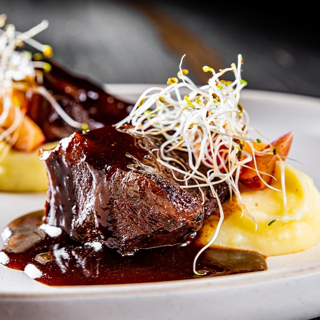 Pepper Steak Patates Püresi Eşliğinde