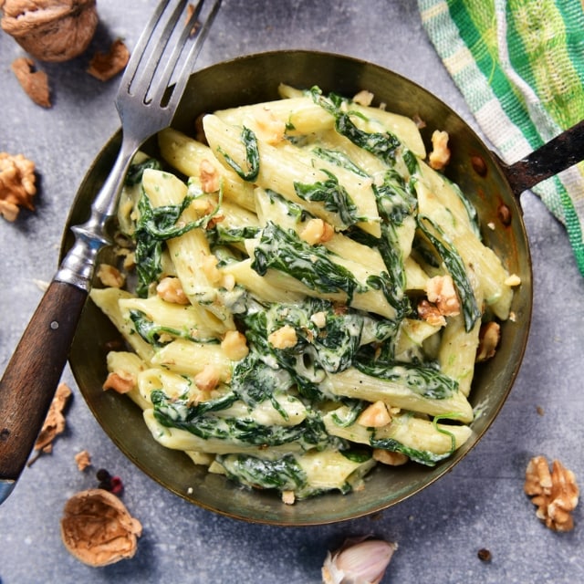 Ispanak Soslu Penne Makarna