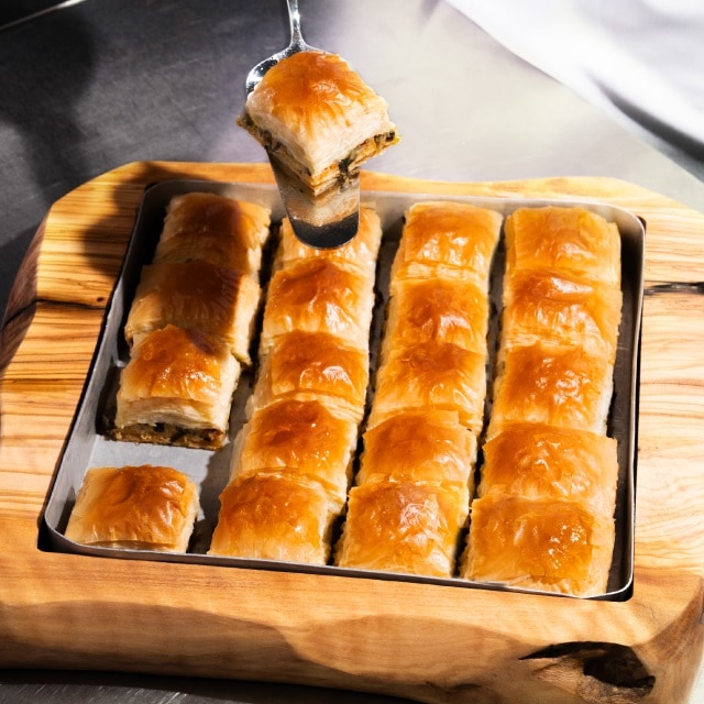 Sebzeli Baklava Börek