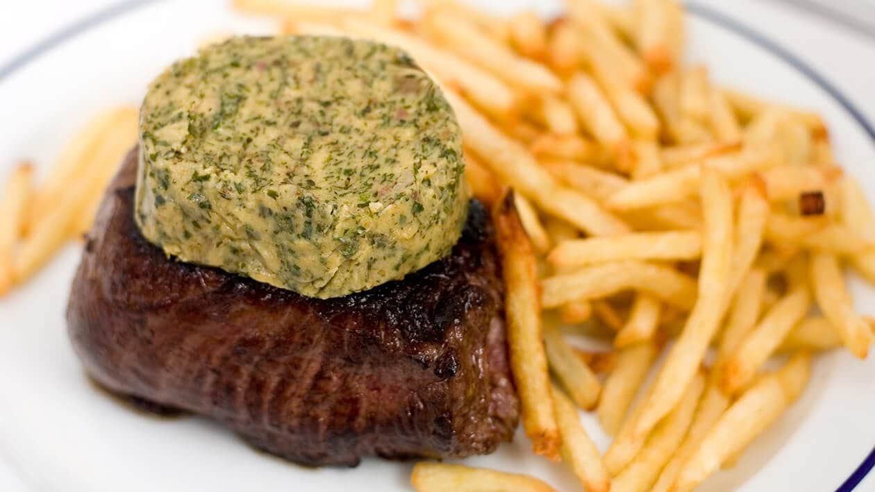 Cafe De Paris Sos Eşliğinde Bonfile Cafe De Paris Sos Eşliğinde Bonfile