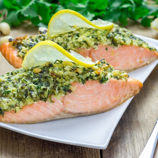 Fırında Pesto Kıtırlı Somon Balığı, Mayer Limon İle
