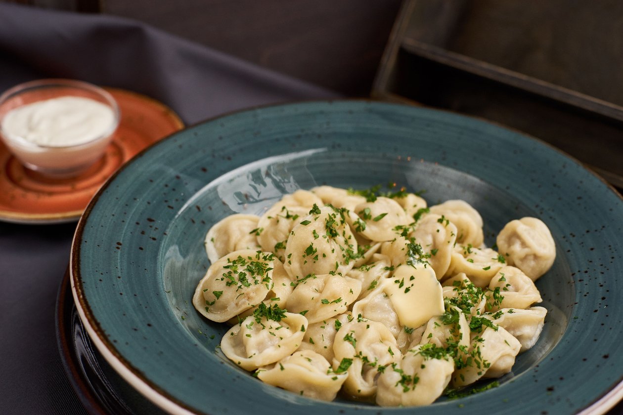 "Pelmeni", Etli Rus Ravioli'si, Ekşi Krema İle – | UFS