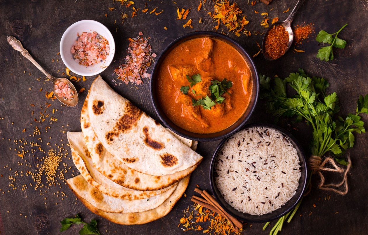 Tavuk Tandoori, Nan Ekmeği ve Buharda Pişmiş Pirinç İle