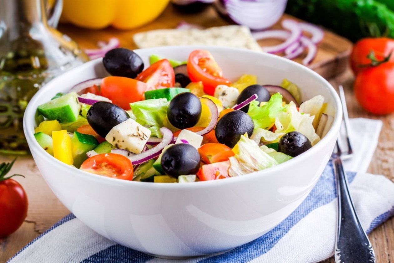 Yunan Salatası, Beyaz Peynir İle – - Tarifi