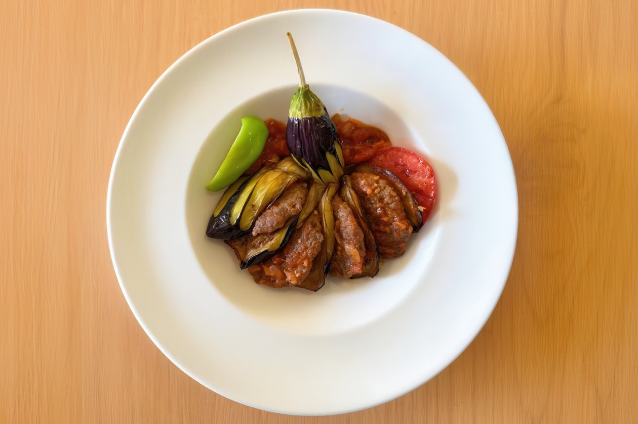 Salsa Soslu Yelpaze Köfte – | UFS