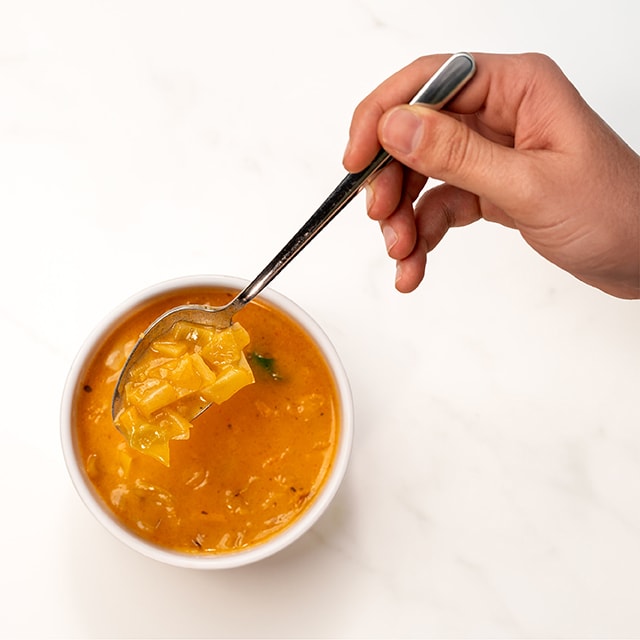 Erişteli Lahana Çorbası Erişteli Lahana Çorbası