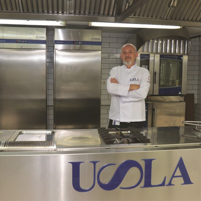 USLA şefi Fehmi Samancı: “En önemli unsur çalışanların yanında olduğunu hissettirmektir.”