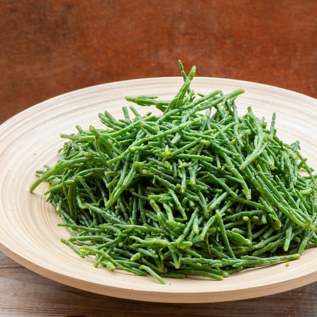 Mevsimi Geldi: Deniz Börülcesi Nasıl Ayıklanır, Menülerde Nasıl Kullanılır?