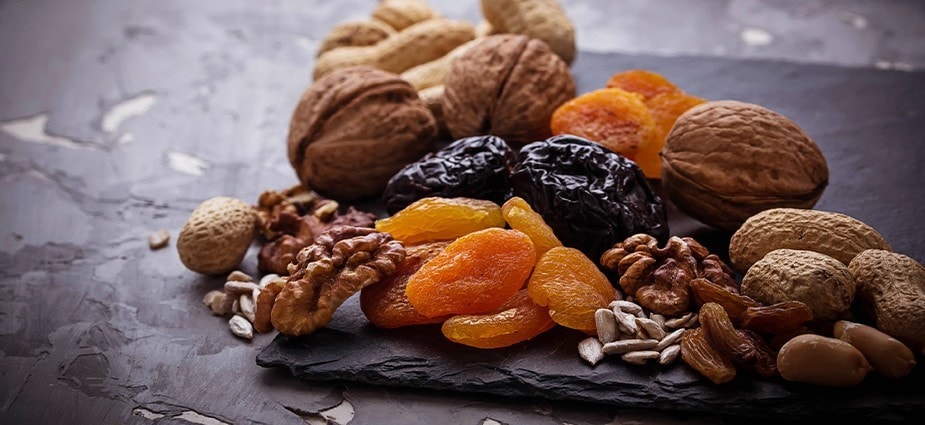 Bitkisel Bazlı Beslenme Malzemeleri 4: Kuru Yemiş ve Kuru Meyveler