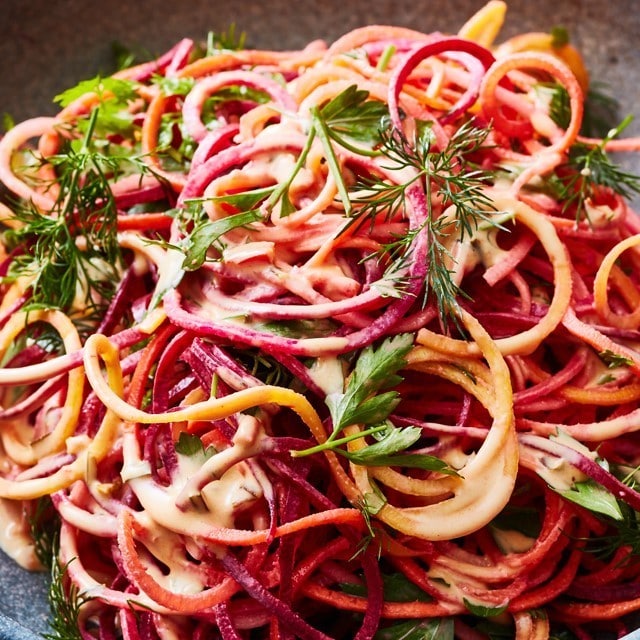 Yemekler de bu şekilde görsel bir zevk haline gelir