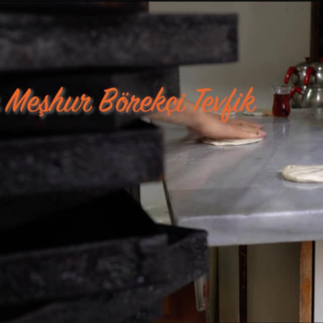 Meşhur Börekçi Tevfik'ten Serpme Börek Tarifi