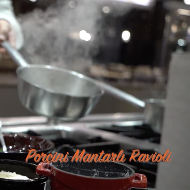 Özay Akar’dan Porçini Mantarlı Ravioli Tarifi