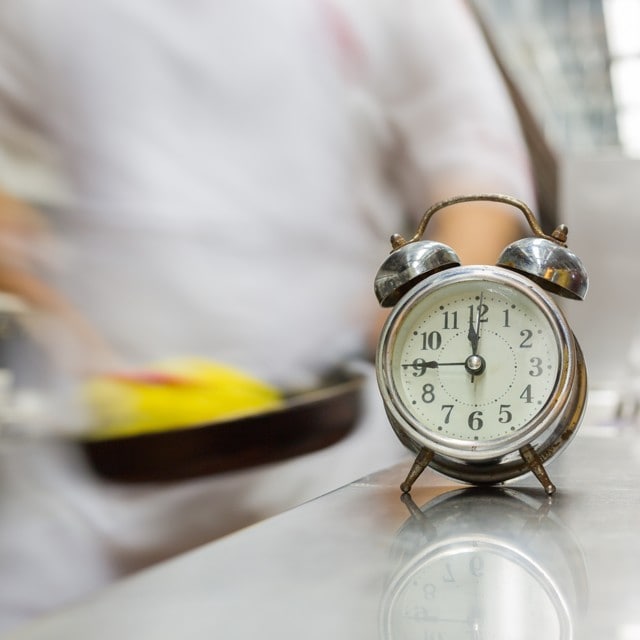 Uzun Saatlerini Mutfakta Geçiren Şefler için Pratik Yaşam Önerileri