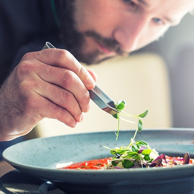 Aşçılık Nedir? Aşçı Nasıl Olunur? Aşçılık Eğitimleri